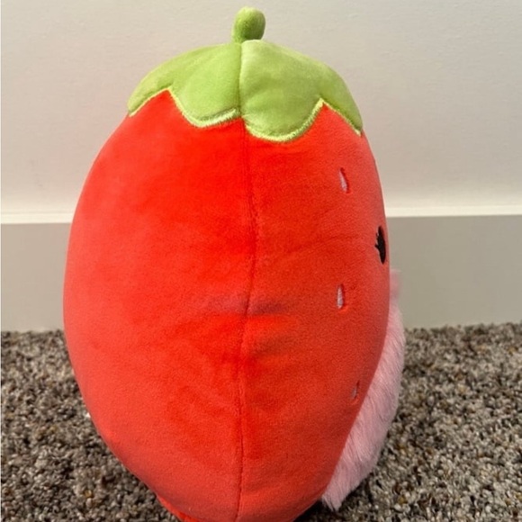 Scarlet 7” strawberry squishmallow - Picture 6 of 6